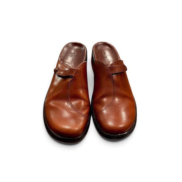 Clarks Shoes - Y2K Clarks Leather Mules Women 8.5 Brown Low Wedge Slip On Comfort Clogs